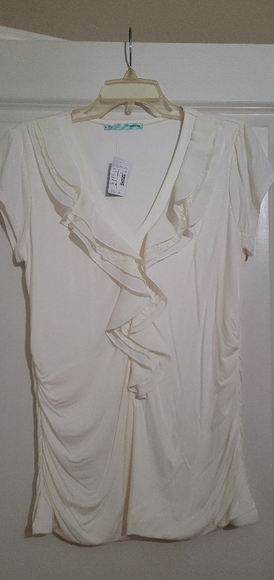 Maurices NEW cream blouse with lace and ruffle - Picture 1 of 4